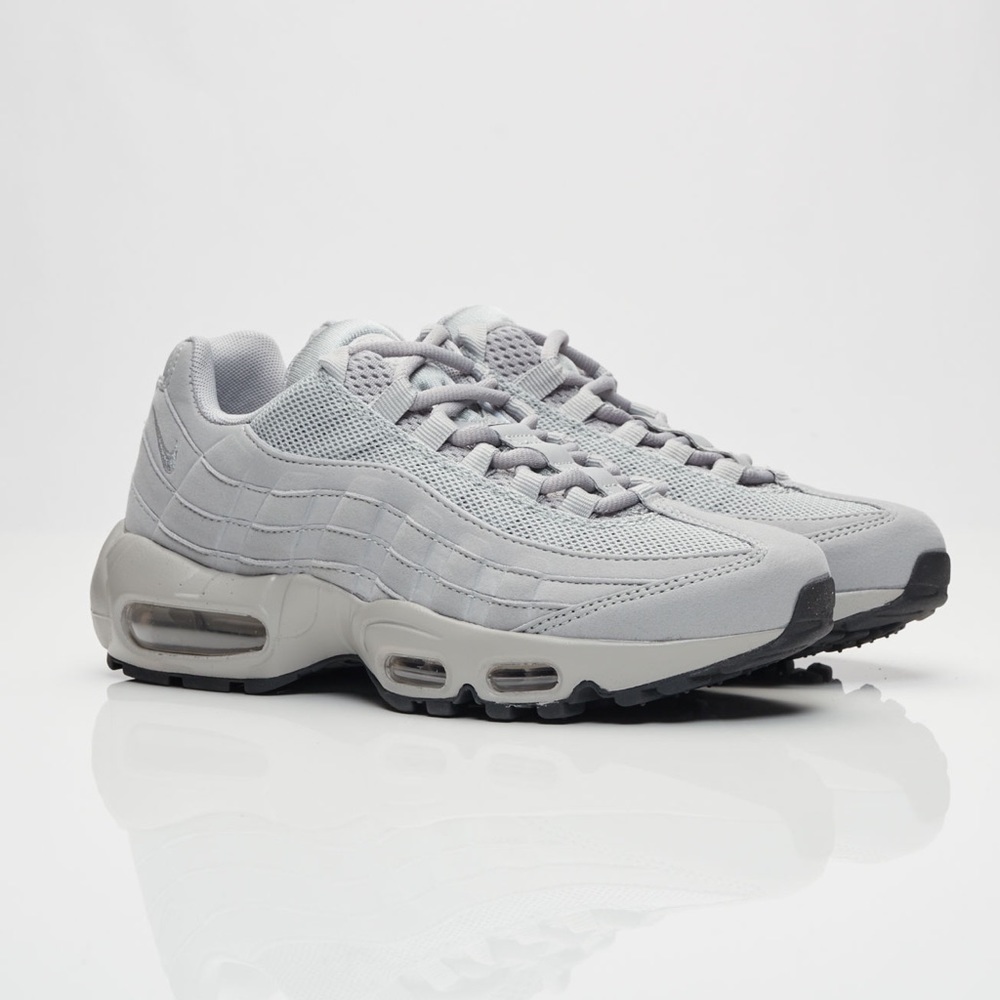 Nike womens Air Max 95 Matte Silver